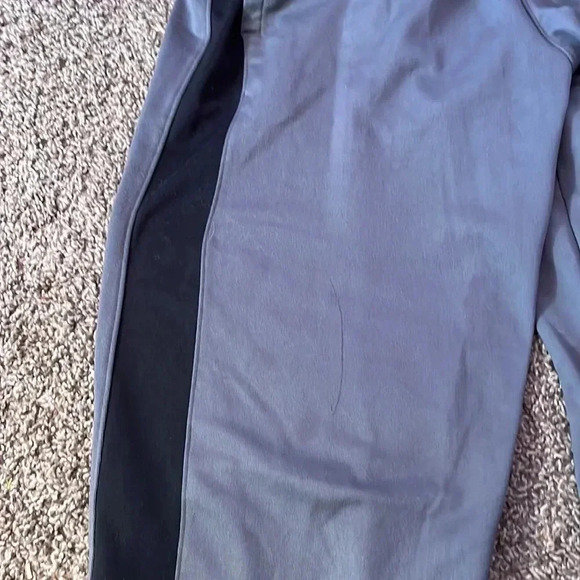 UnderArmor joggers - Picture 4 of 4